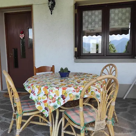 Casadolcelago Con Giardino Vista Parking Free Διαμέρισμα *